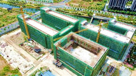 【奮戰三季度 打贏攻堅戰】柳州市明德小學2#、3#教學樓主體結構通過驗收